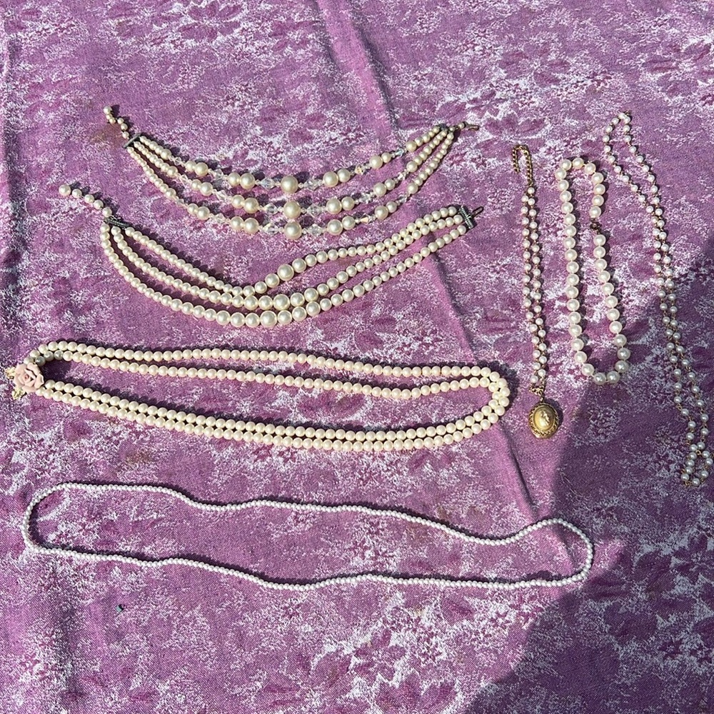 Pearl necklaces. Lot of 7.  Vintage, Boho, retro.